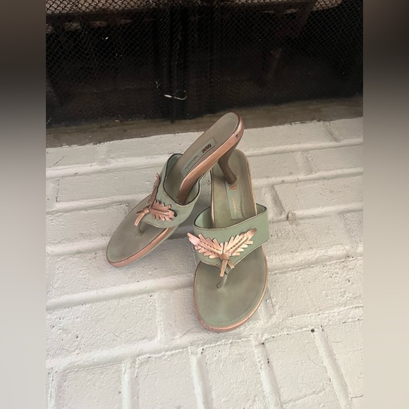 Mint and rose gold heels - Picture 3 of 3